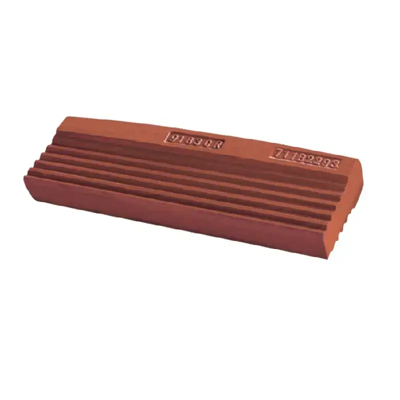 How to choose the right plate hammer and buffer plate material?